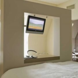 Hotel WordPress theme